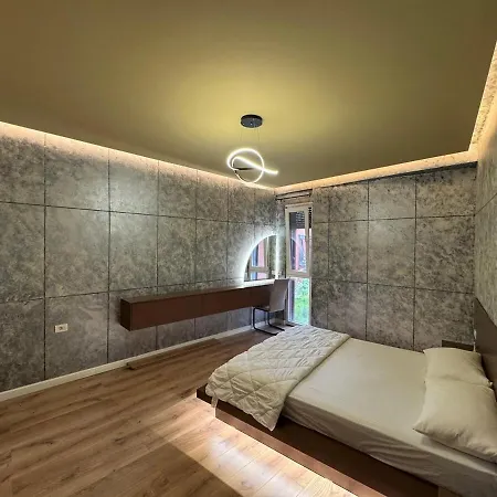 The Pearl Estate Apartment *